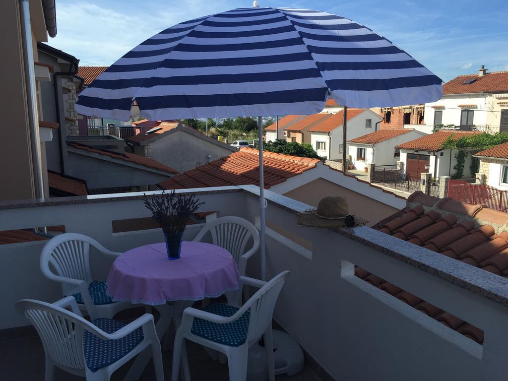 Apartment Melina Omišalj Zewnętrze zdjęcie